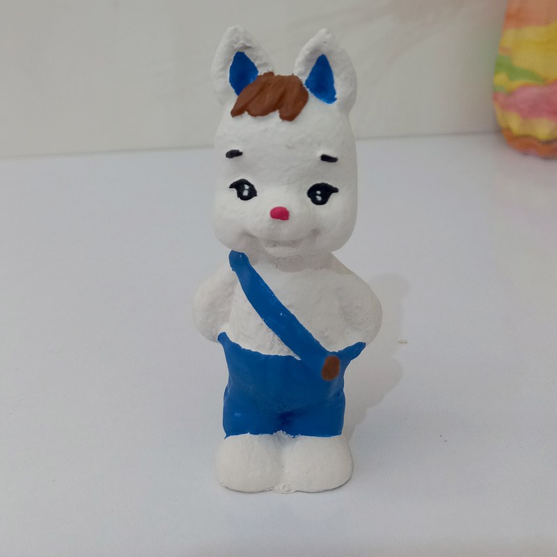 مجسمه خر گوش پسر نماد سال 1402 ارتفاع 9 سانتی متر کد 004