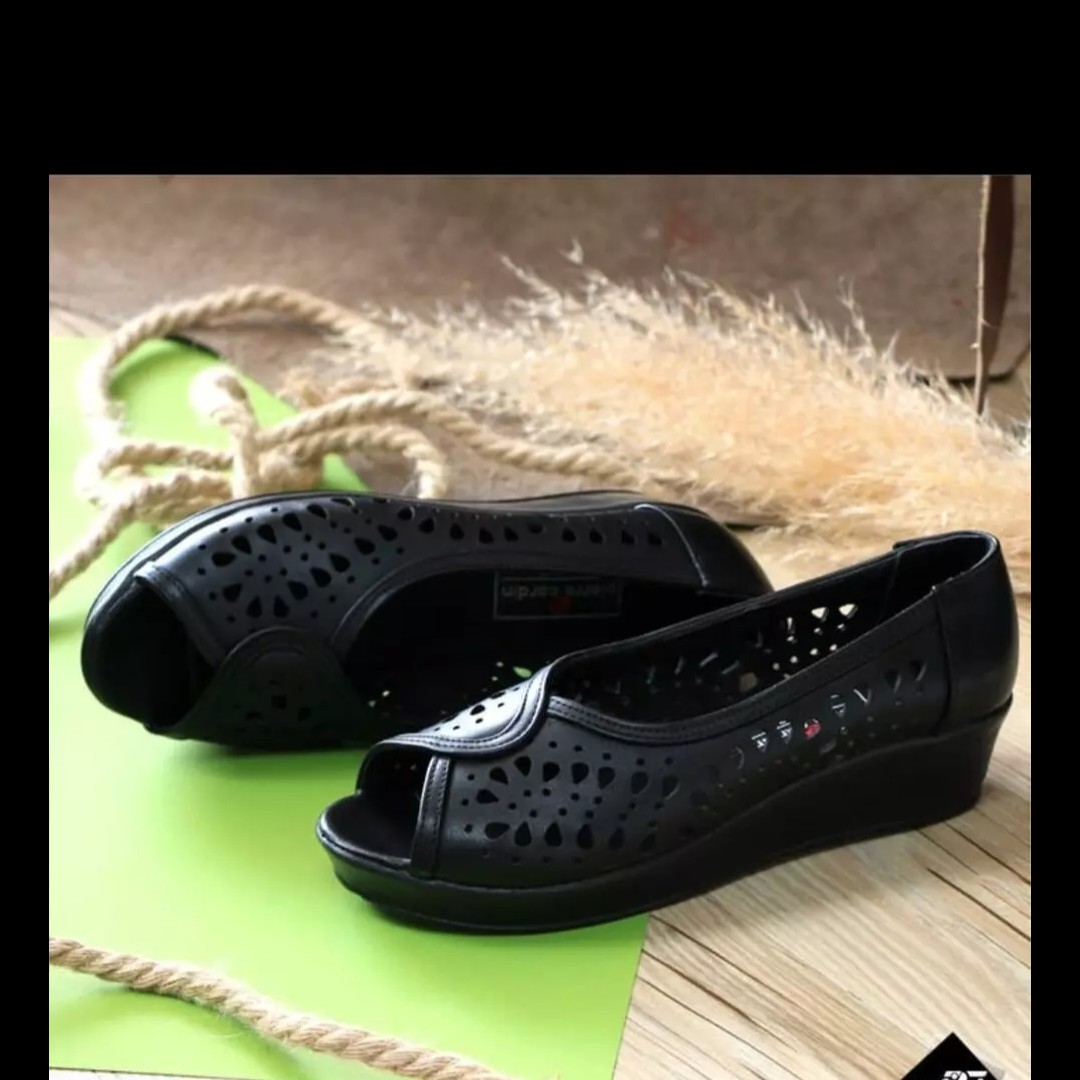 کفش تابستانی زنانه چرم صنعتی مرغوب مدل شبکه ای