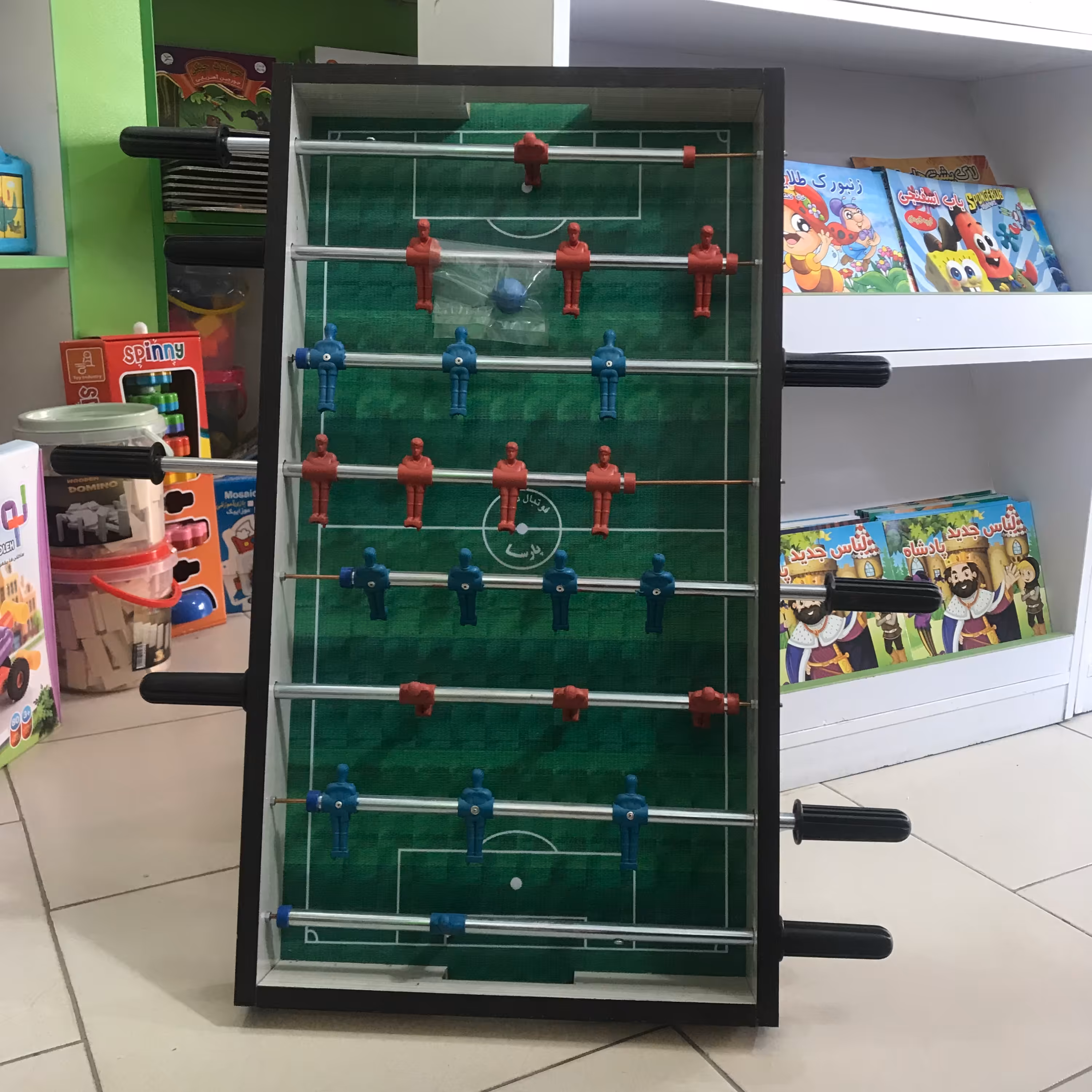 فوتبال دستی 8 میل