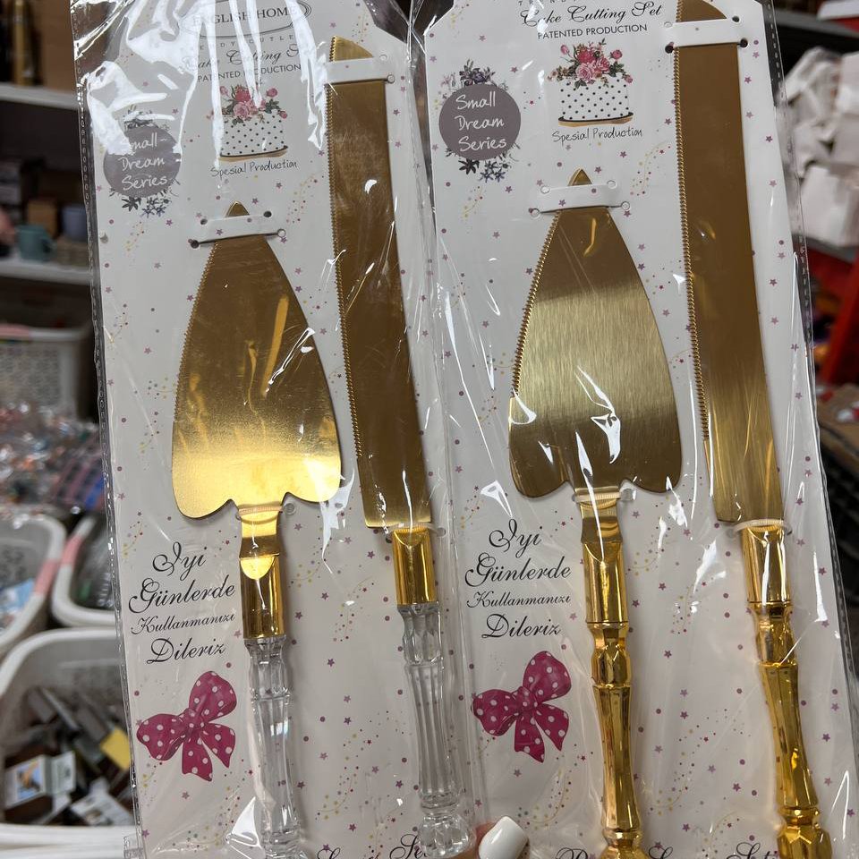 کیک بر طلایی