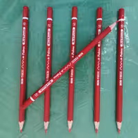 مداد قرمز پالمو