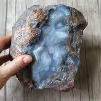  عقیق سه پوسته اصل سنگ راف معدنی  و اصل کمیاب 