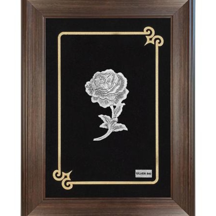 تابلو نقره گل رز با شاخه برگ