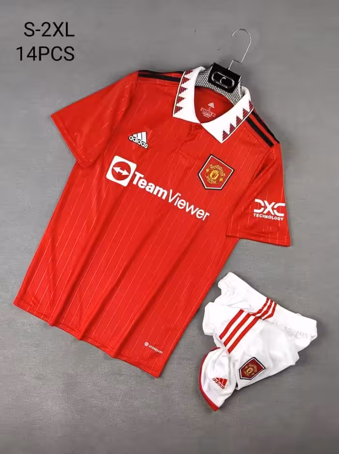 کیت اول منچستریونایتد (پیراهن شورت) فصل 2022-2023