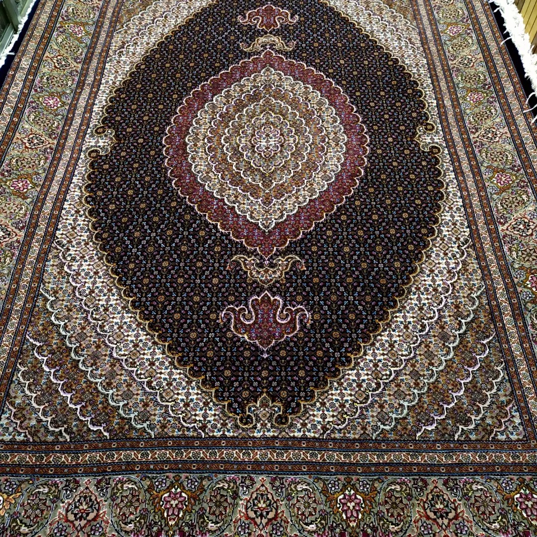 فرش دستباف طرح  ماهی کمال الملک خوی سایز تک 6 متری 40 رج مرینوس پرویزیان 