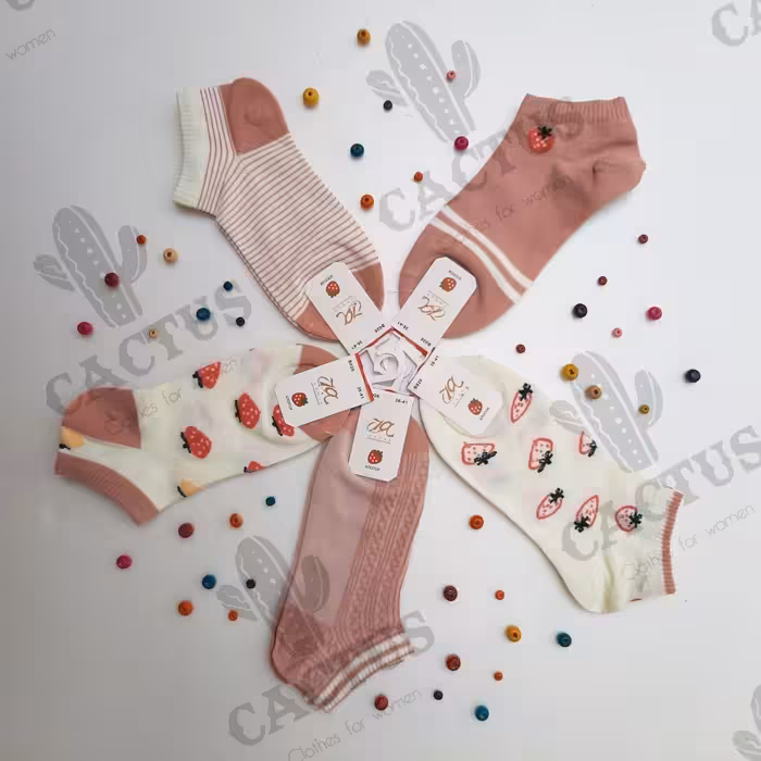 جوراب دخترانه زنانه فانتزی طرح توت فرنگی