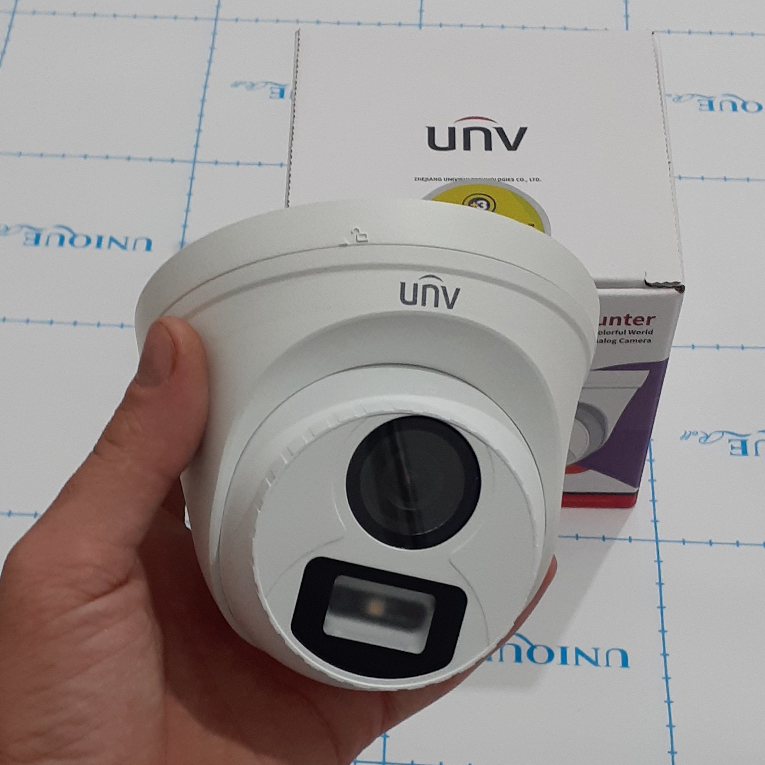 دوربین hd 2 مگاپیکسل رنگی یونی ویو دام پلاستیک محکم UAC-t112-f28-w