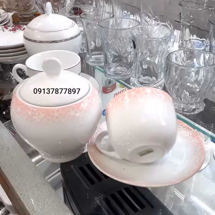 فنجان و نعلبکی با قندان  زرین  فنجان و نعلبکی Zarin