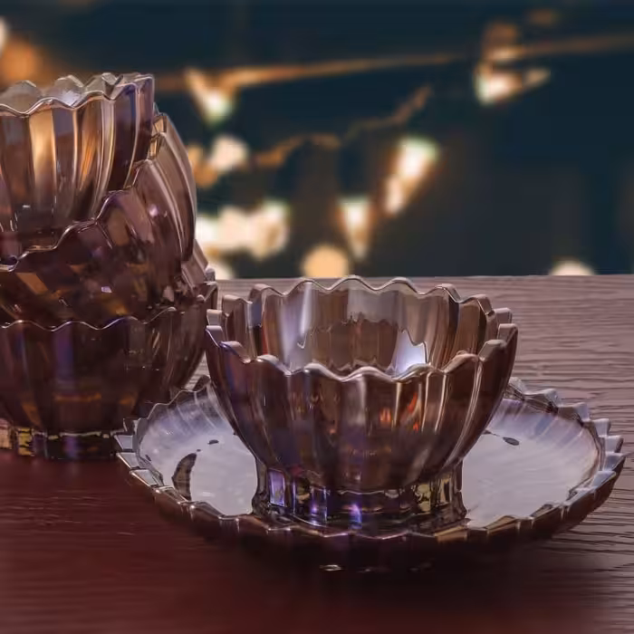 ظروف پیاله و پیش دستی جنوا ارغوانی از هرکدام 12 عدد ضمانت شستشو  رنگ pvd ارغوانی ارسال پسکرایه تهران اسنپ شهرستان باربری