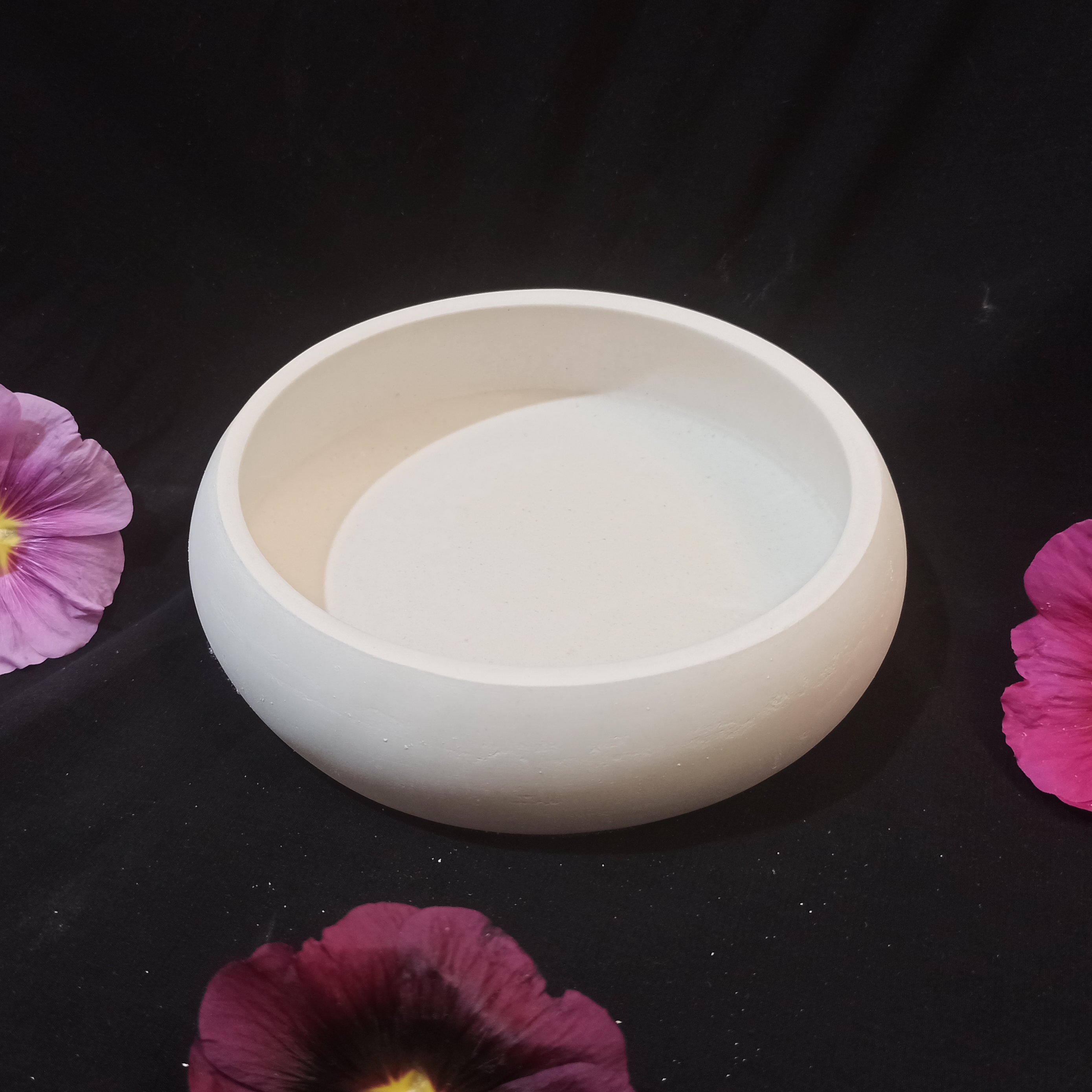 بیس خام جا سبزه سنگ مصنوعی ، جاسبزه سنگی ، ظرف سبزه ، جای سبزه ، جا سبزه بتنی ، کاسه بزرگ ، پیاله بزرگ بتنی ، شات شمع