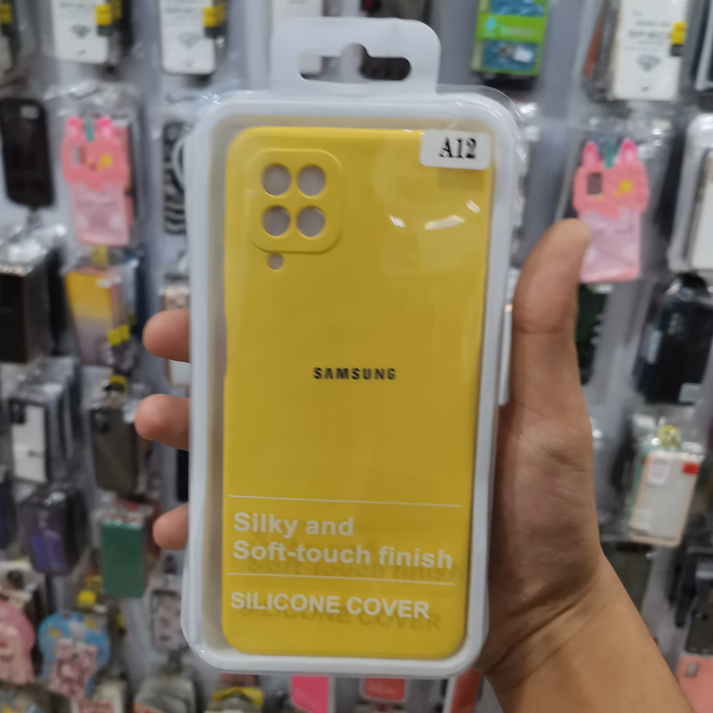 گارد سیلیکونی زرد مناسب برای سامسونگ a12 و m12 و f12