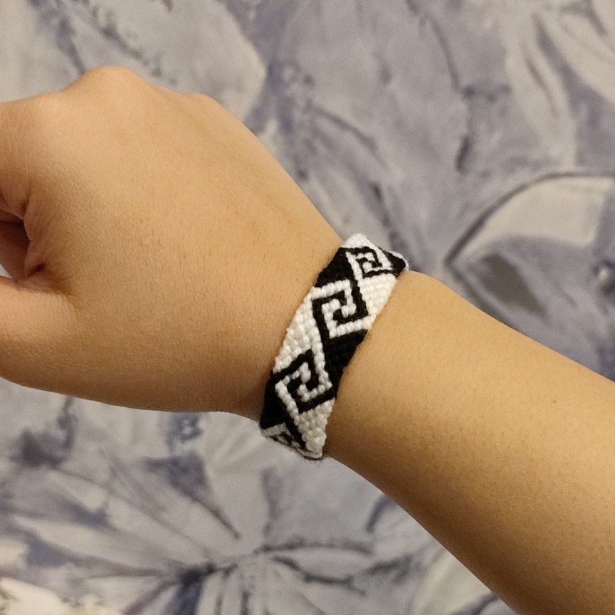 دستبند دوستی