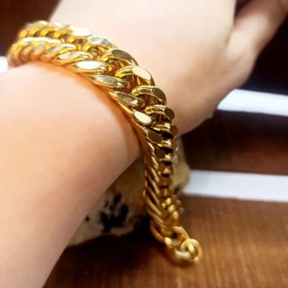 دستبند کارتیر