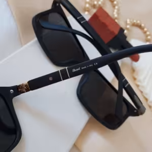 عینک مردانه مدل پلیس