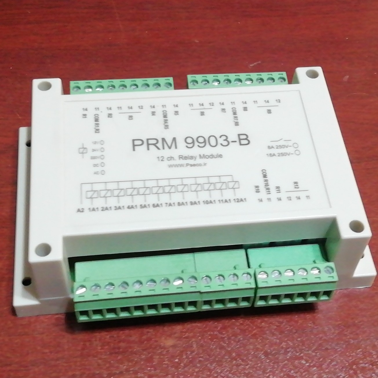 کارت رله 12 کانال با رله های 12 ولت 16 آمپر فیندر 