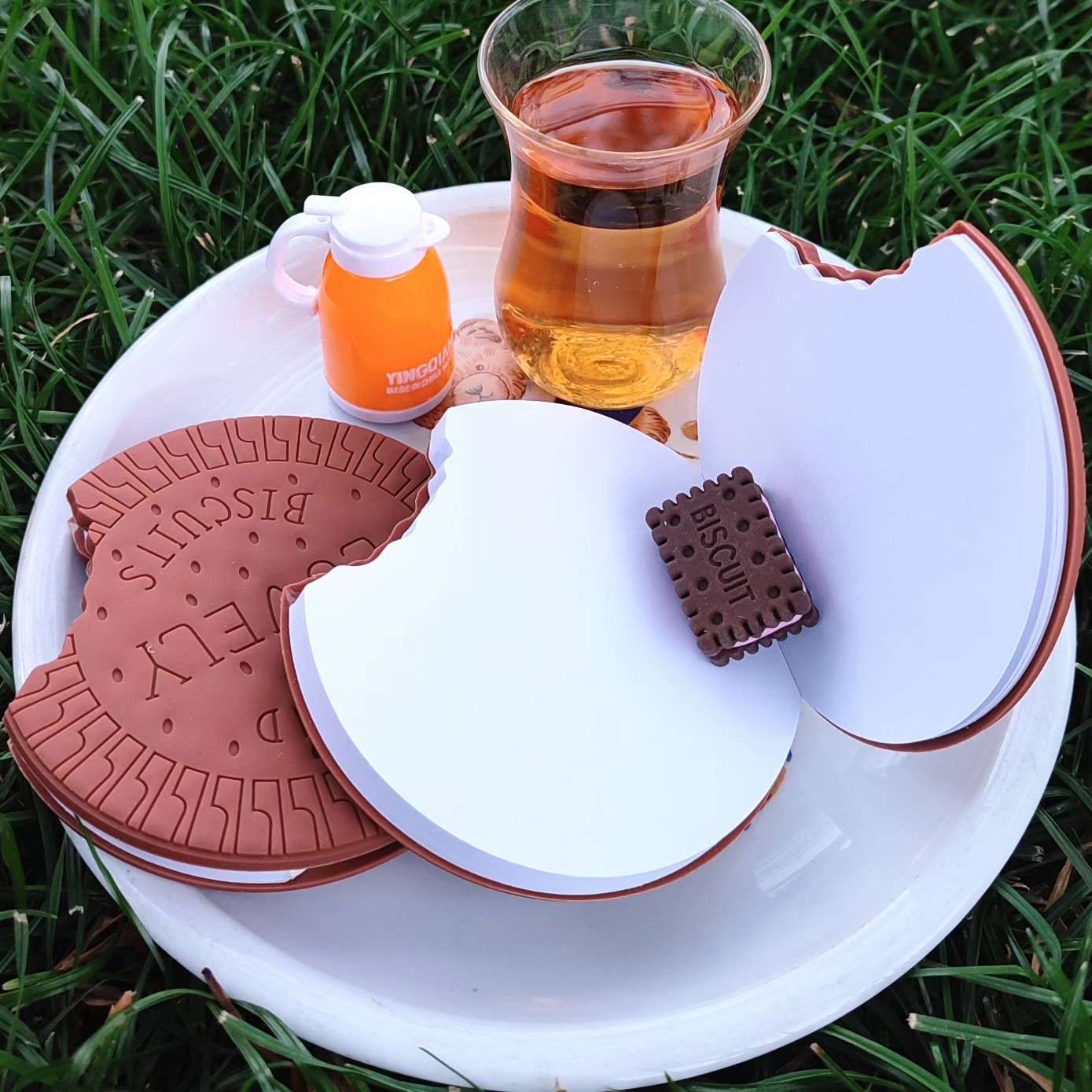 دفترچه بیسکوییتی