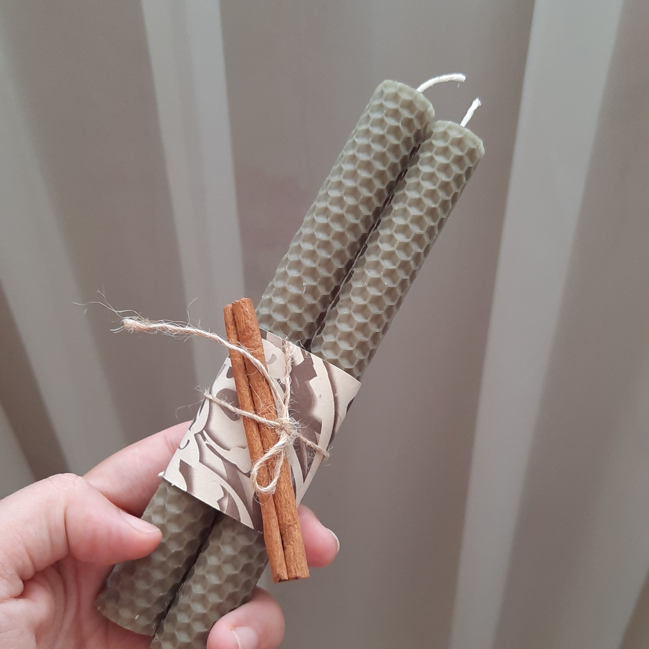 شمع دوتایی موم عسل رنگ زیتونی خاص