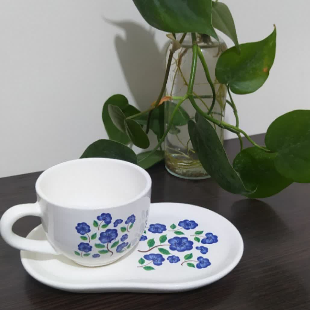 فنجان چای خوری طرح گل آبی 