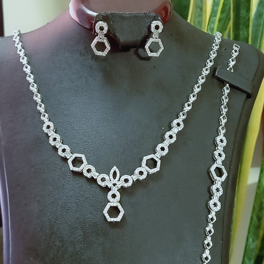 سرویس نقره آبکاری شده با طلای سفید 