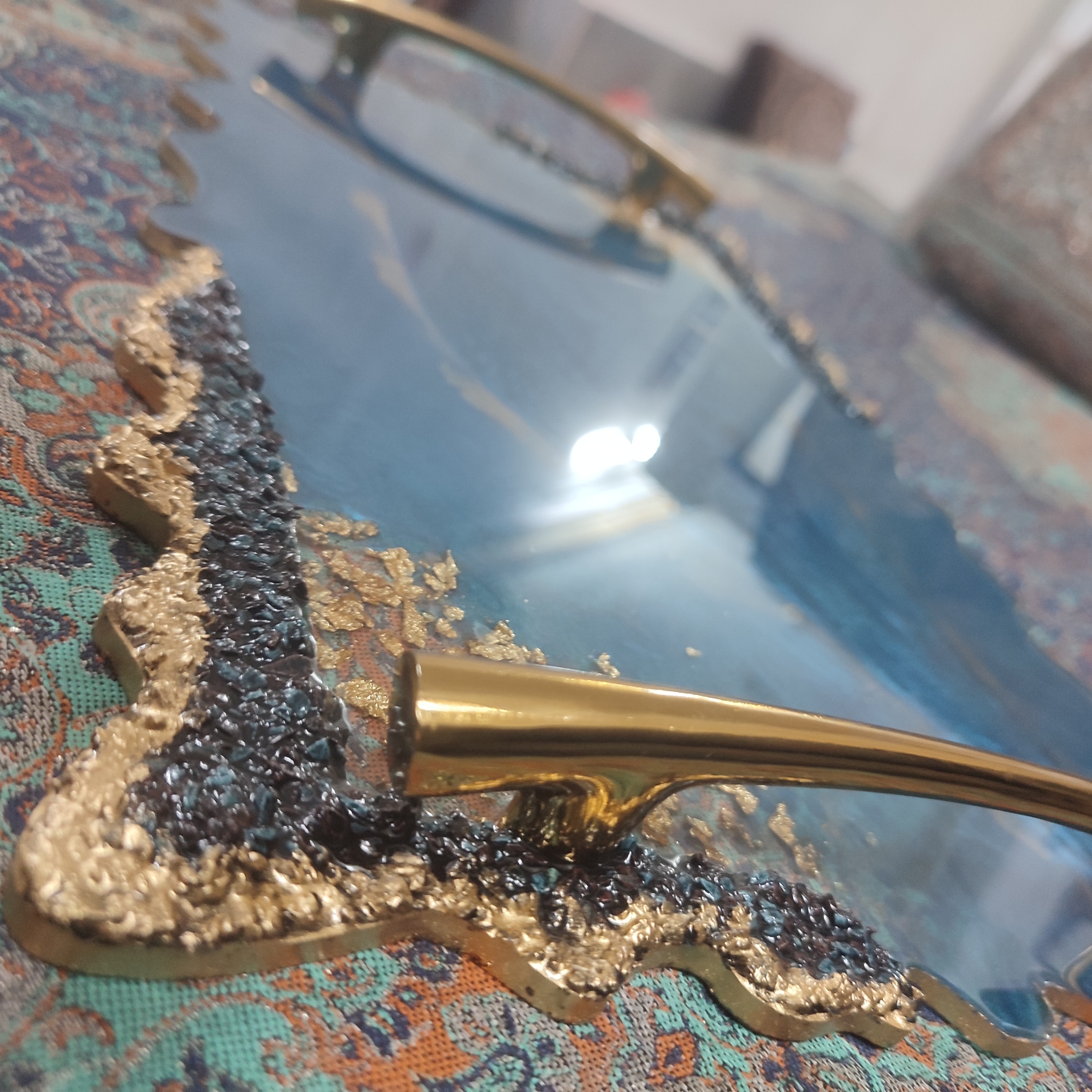 سینی رزینی تزیین شده با سنگ