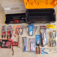 جعبه به همراه ابزارالات با کیفیت عالی و صنعتی با قیمت عالی