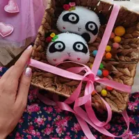 جاکلیدی نمدی طرح پاندا عروسک نمدی دلا دالز