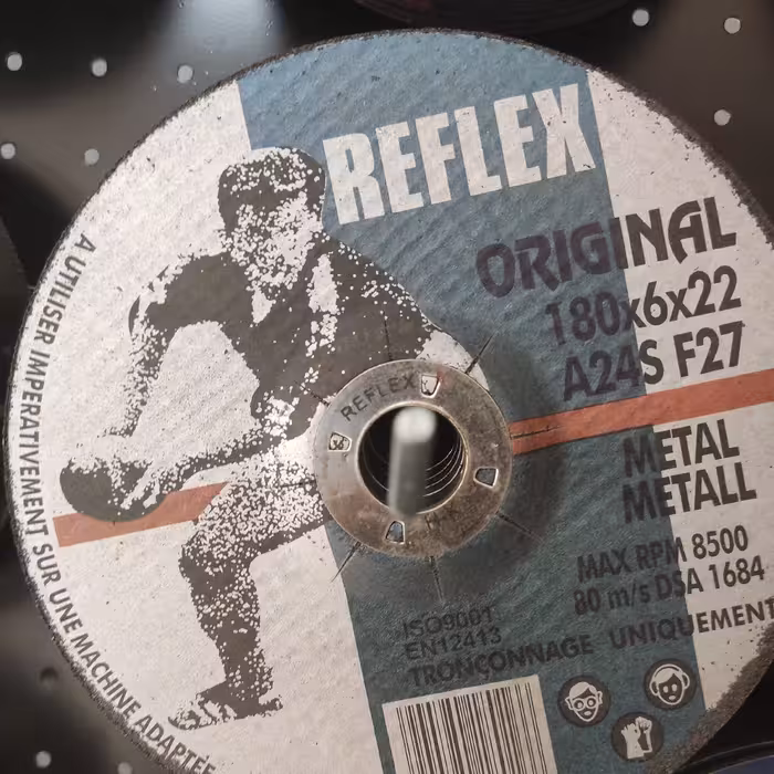 سنگ ساب آهن رفلکس