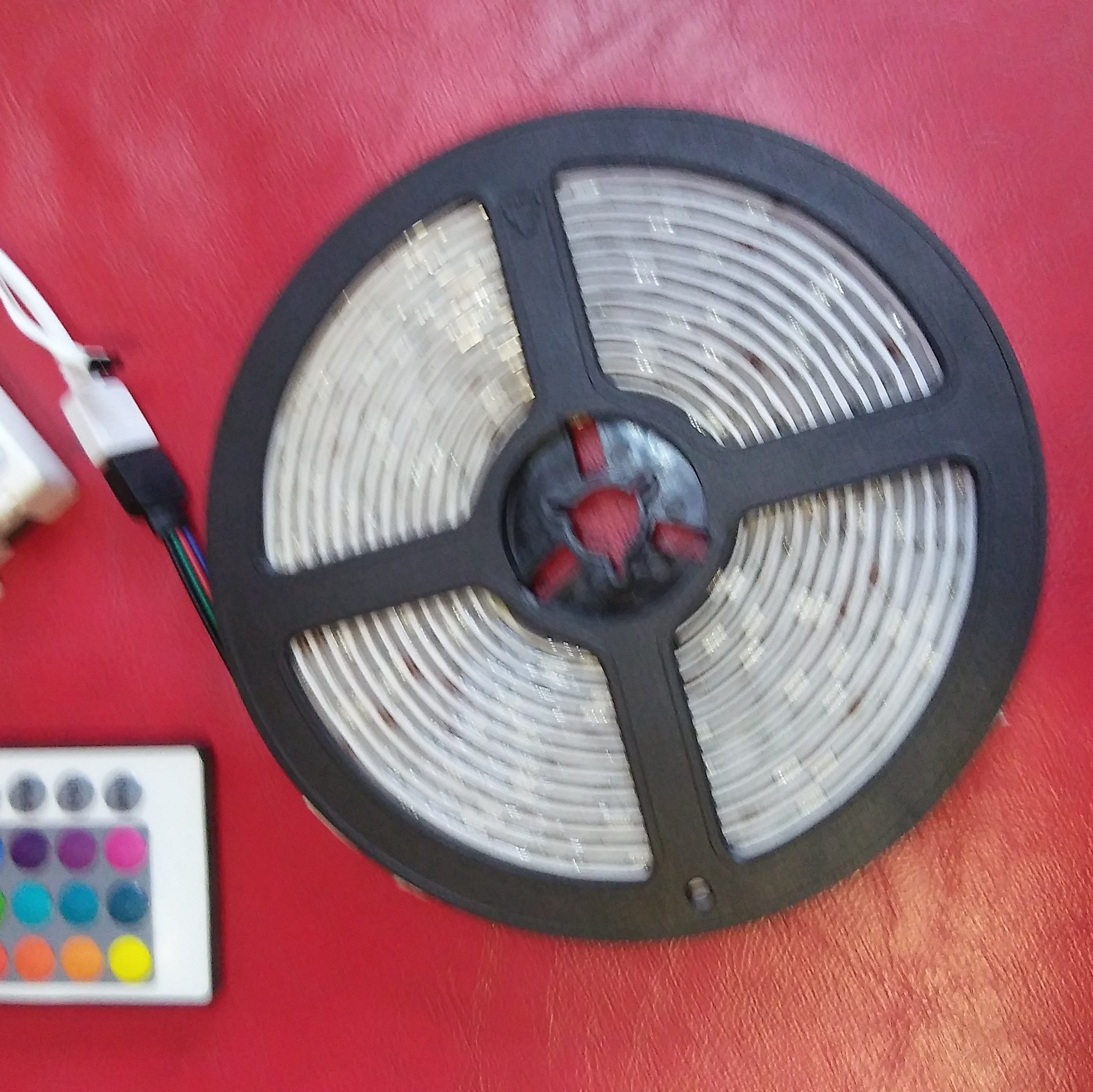 ال ای دی فو ل کالر  12 ولت کنترل دار 5 متری  بدون آدابتور