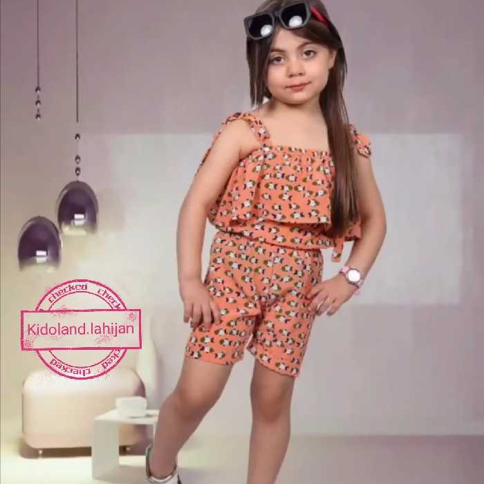 رامپرشلوارکی نخی کمرچین دار آستین گره ای. تک رنگ مناسب بهار و تابستان. بسیارشیک وراحت. مناسب 2تا5سال