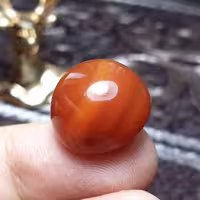 نگین فوق العاده زیبای سنگ عقیق خوش رنگ  اصل معدنی
کد  25881