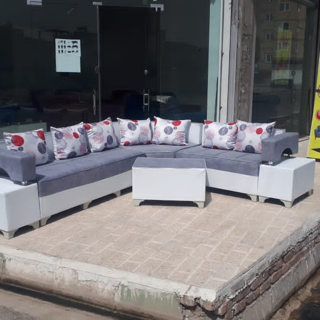  مبل ال هزینه ارسال به پای مشتری هست 