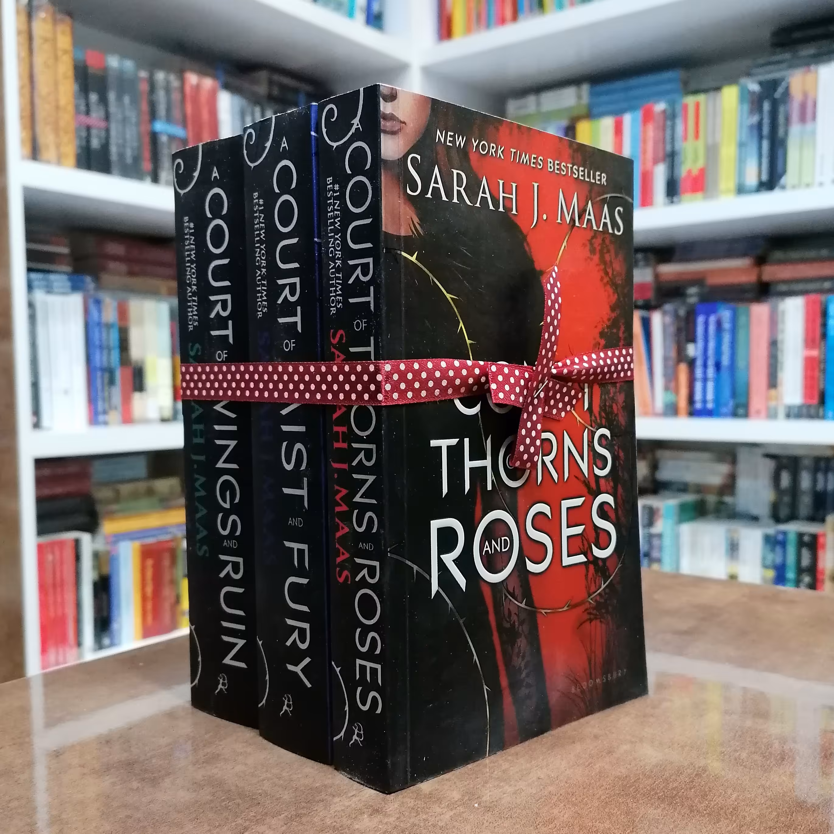 مجموعه سه جلدی A Court of Thorns and Roses  Packed (3 Books) اثر Sarah J. Maas