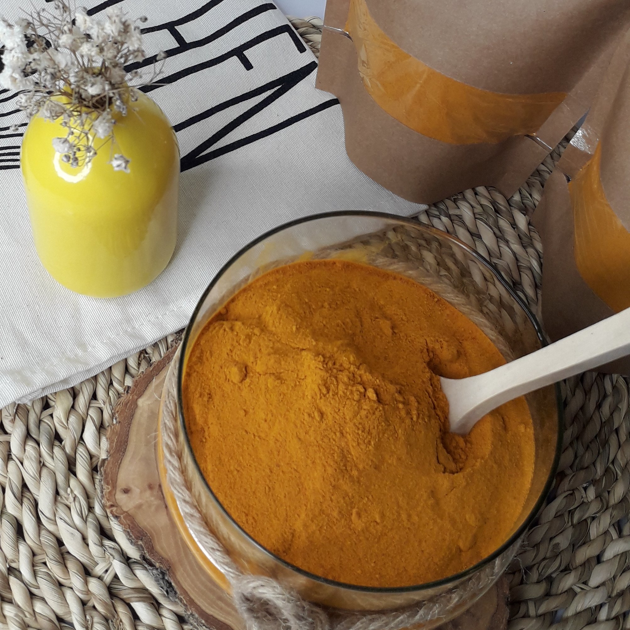 زردچوبه پرتقالی هندی