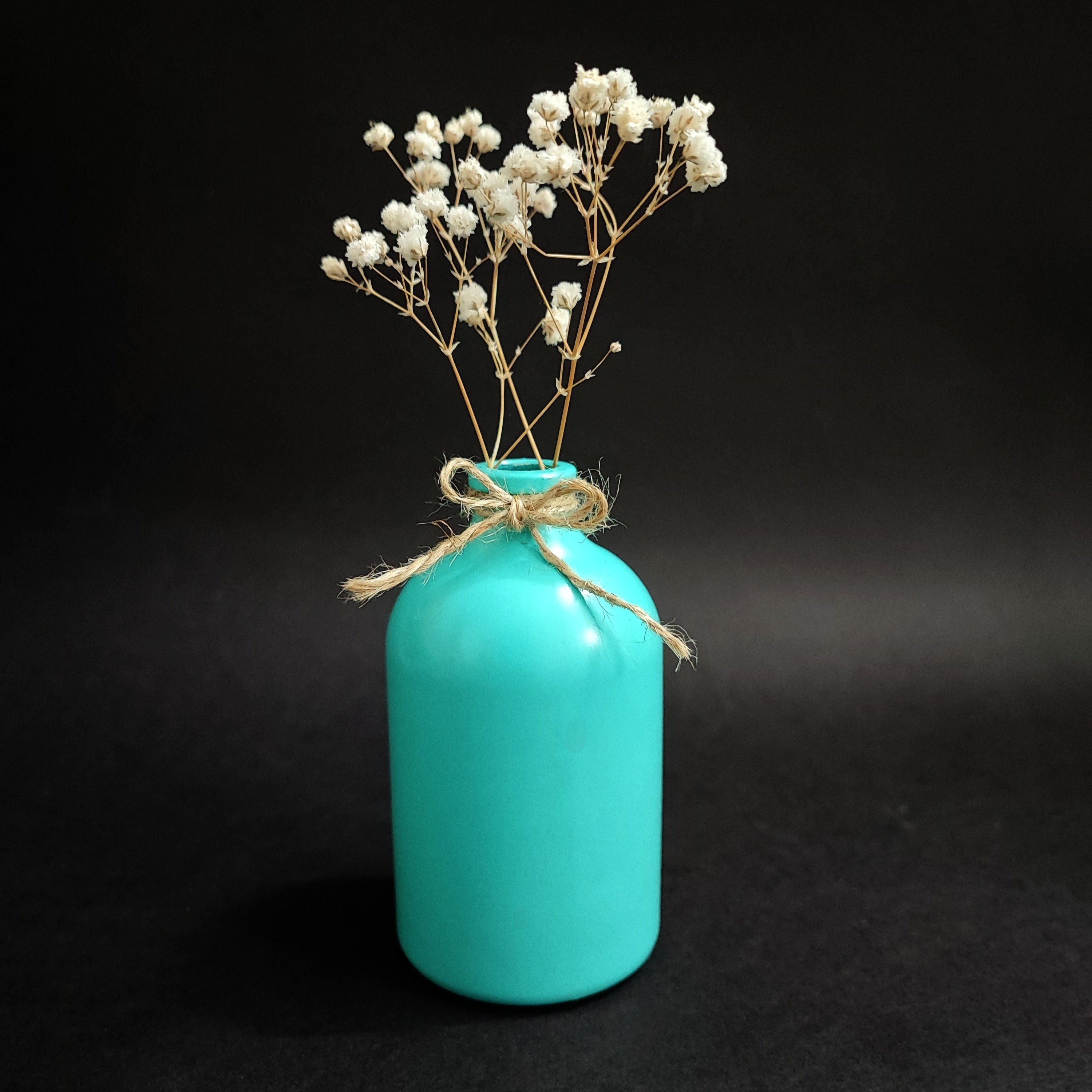 دکوری گلدان شیشه ای آبی رنگ 