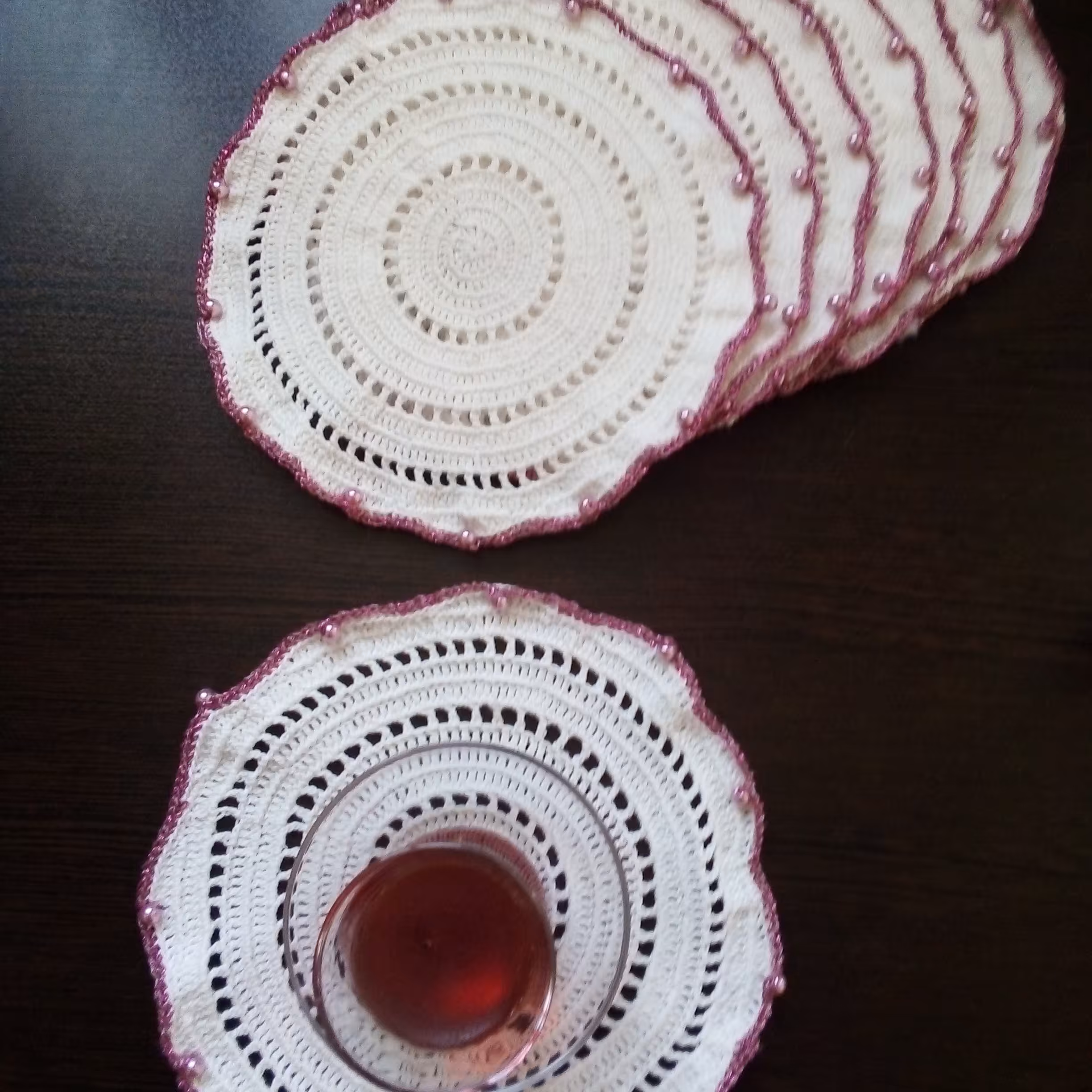 زیر بشقابی بافتنی در رنگ های مختلف و تعداد دلخواه 