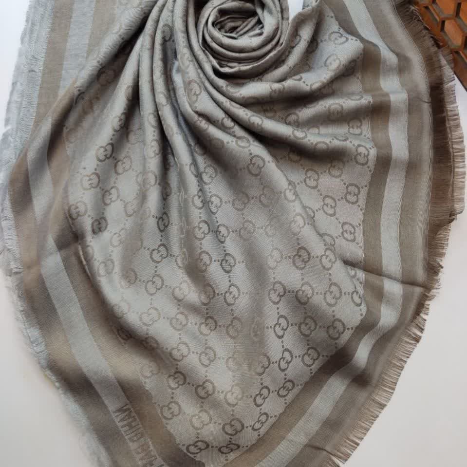 روسری جذاب قواره 140ژاکارت