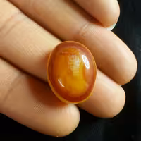 نگین عقیق سه پوست خوش رنگ و بسیار زیبا