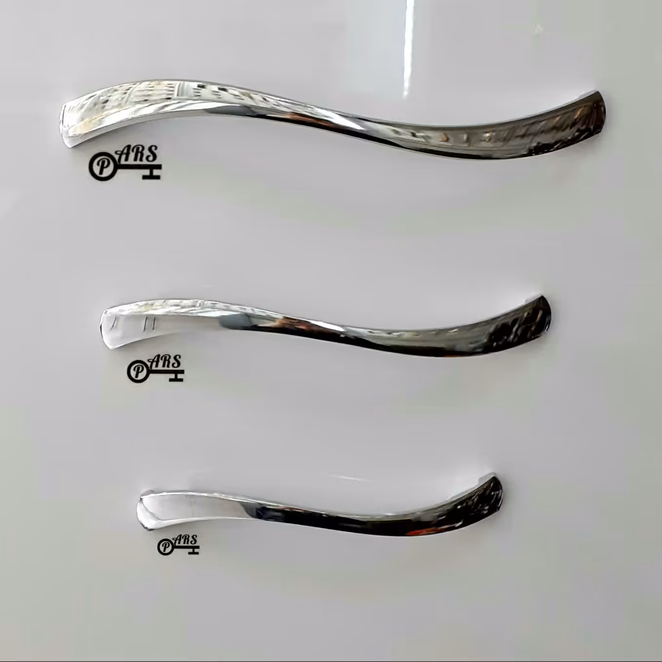 دستگیره سایز 128 نقره ای  کد 006