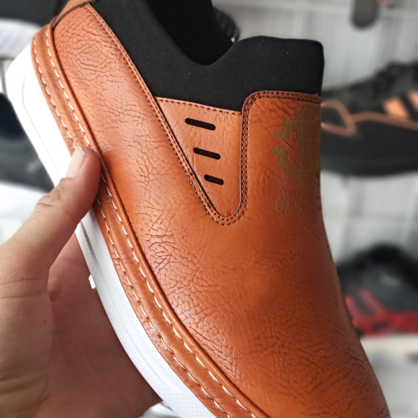 اسپرت چرم مردانه