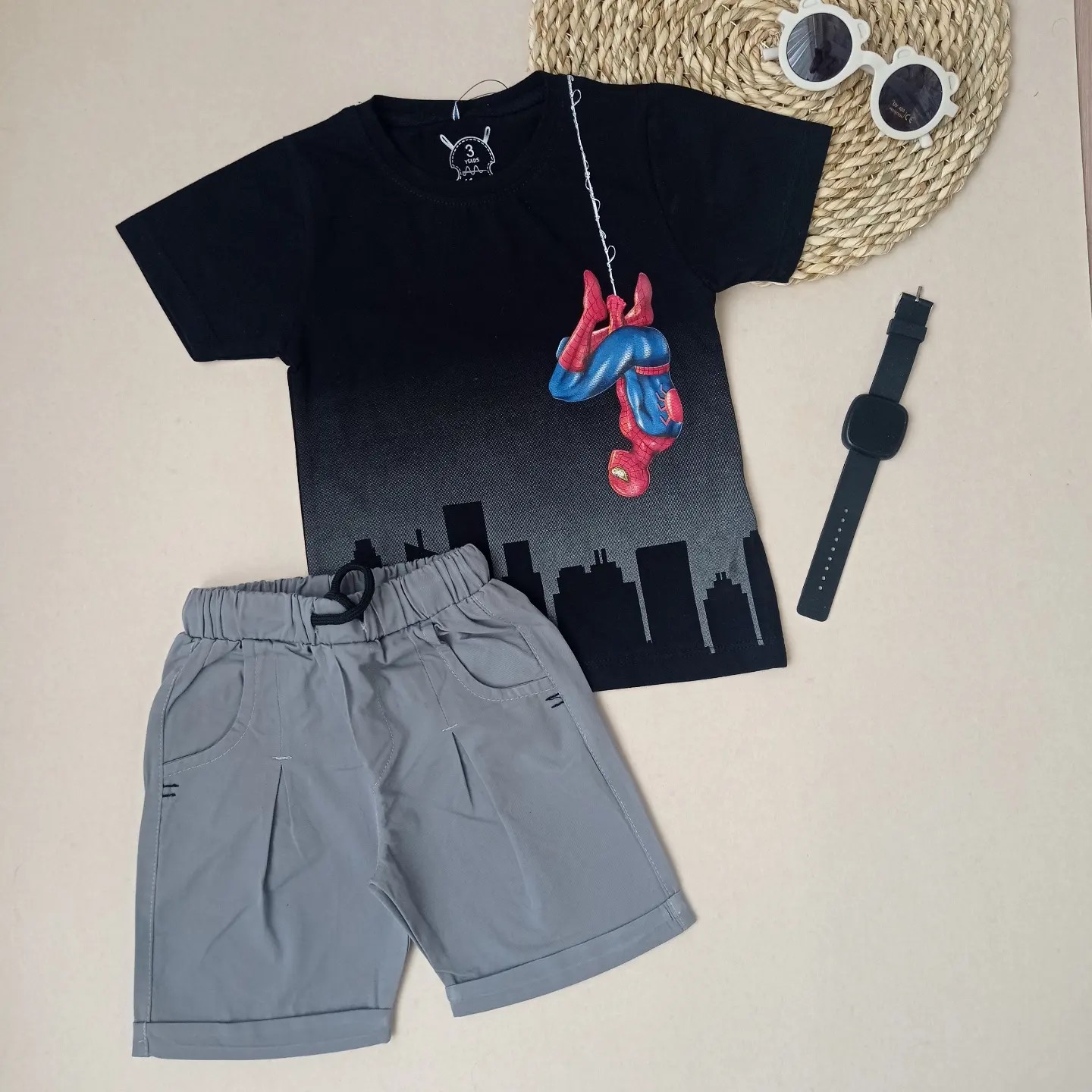 تیشرت وشلوارک بیرونی پسرانه طرح مرد عنکبوتی پرطرفدار