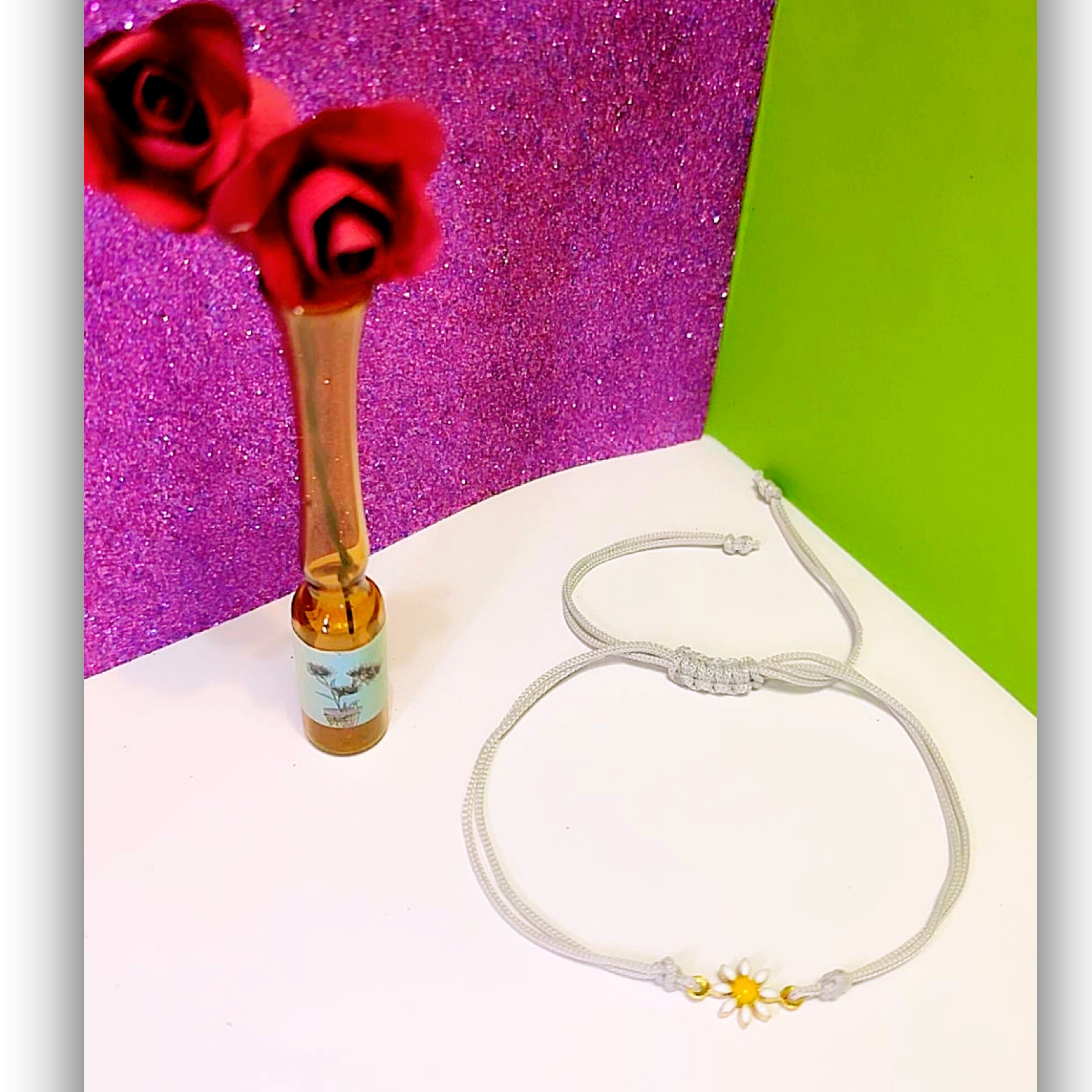 دستبند نخی با پلاک بابونهDS07