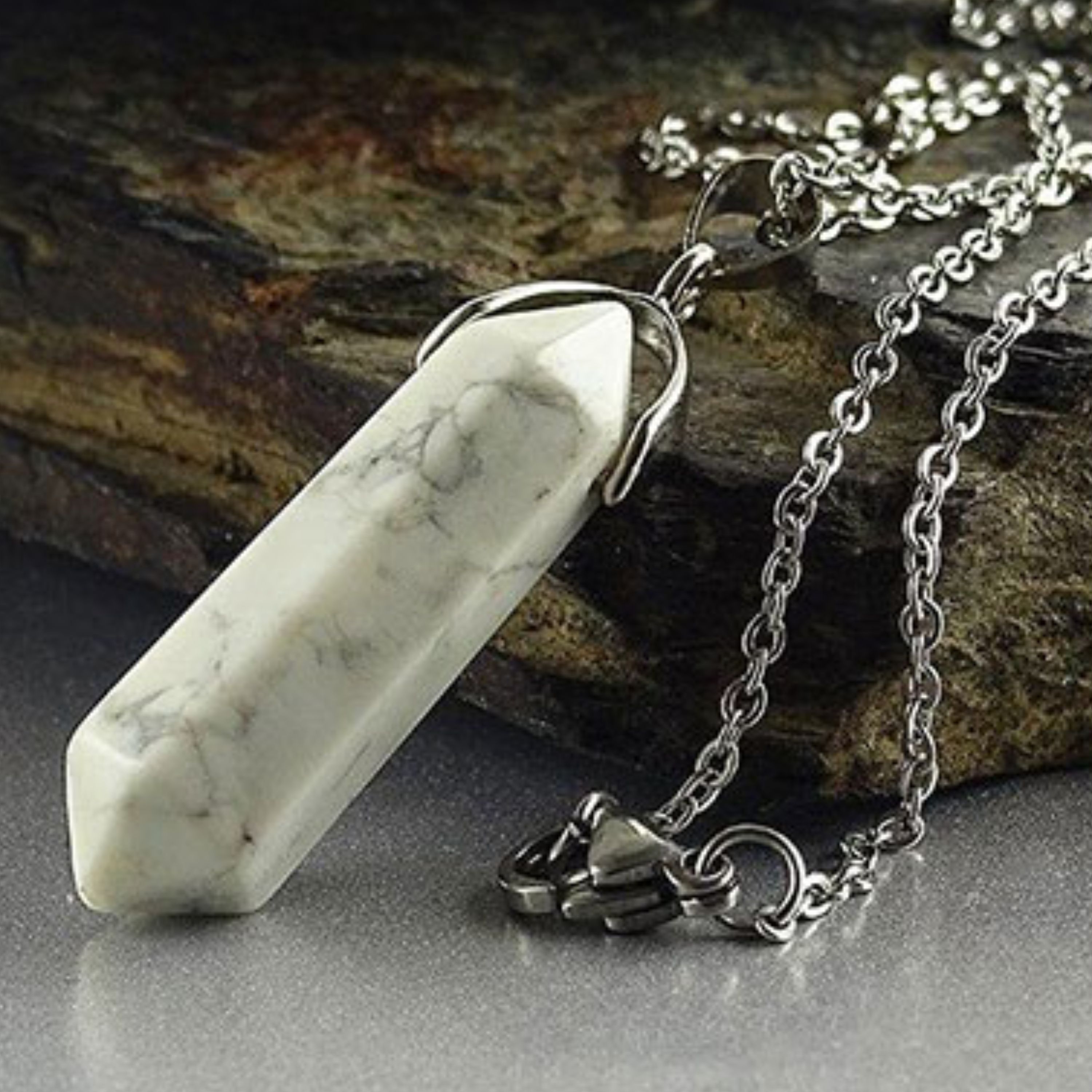 گردنبند منشور سنگ هولیت