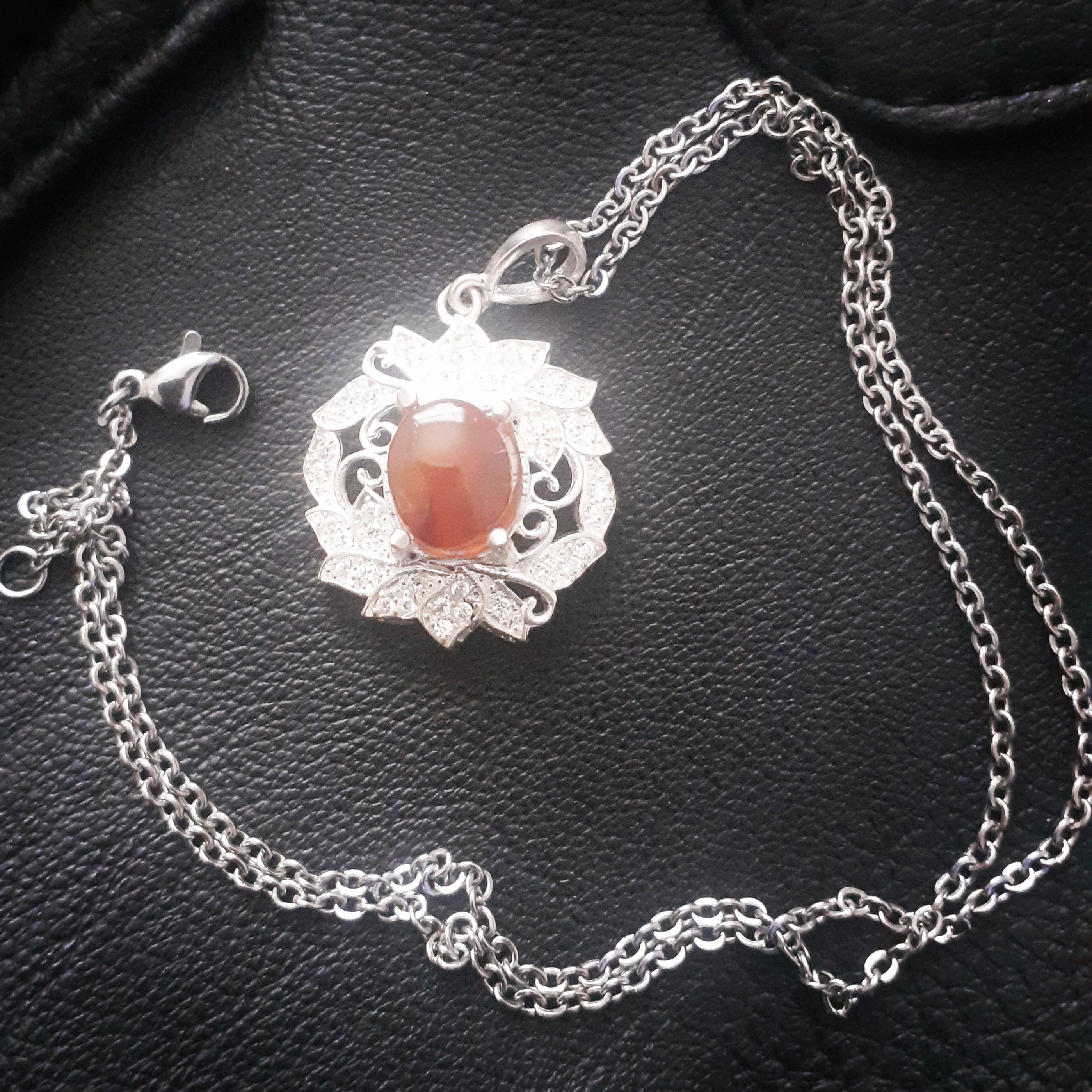 پلاک عقیق یمن گردنی 