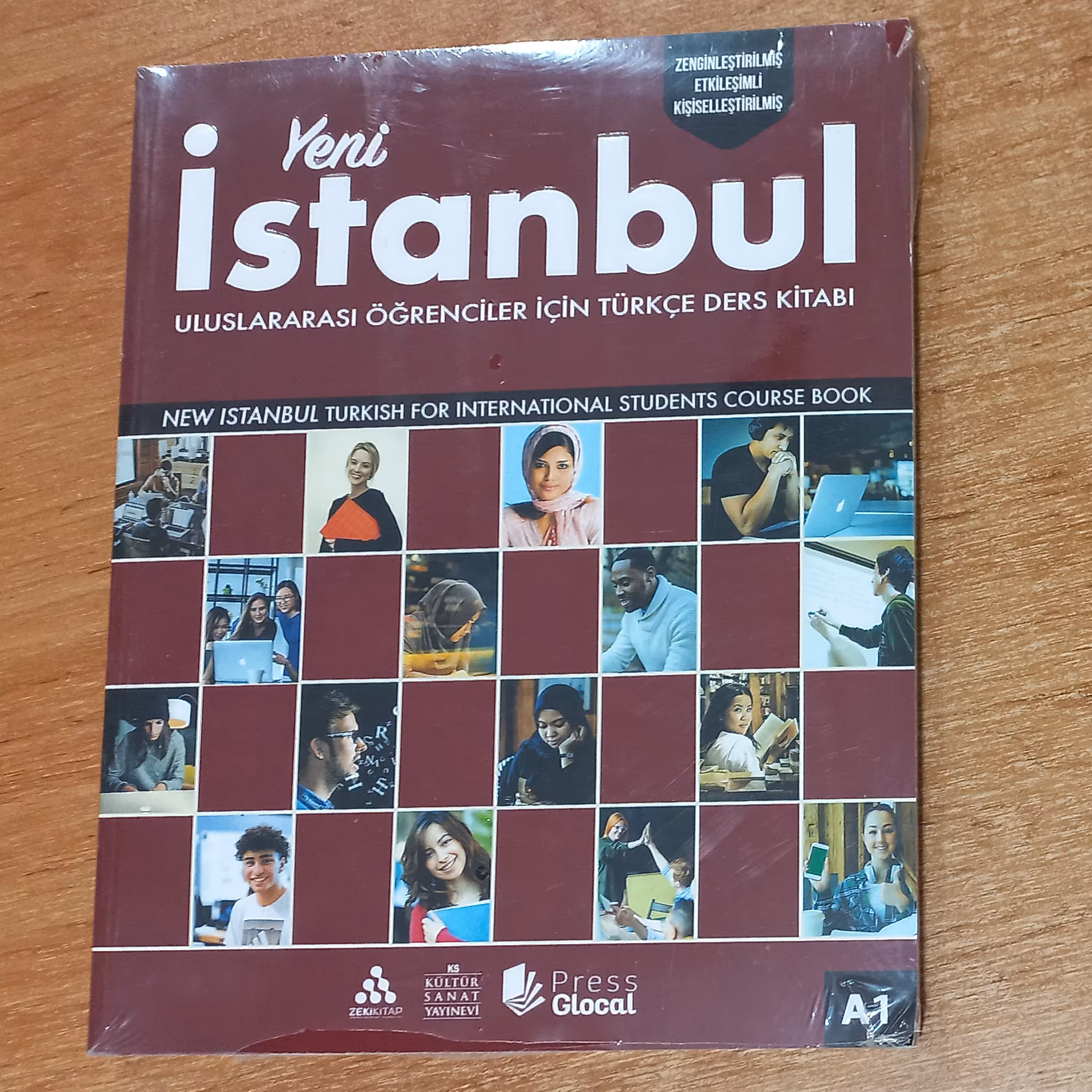 کتاب زبان ترکی استانبولی Yeni Istanbul A1 همراه با کتاب کار 