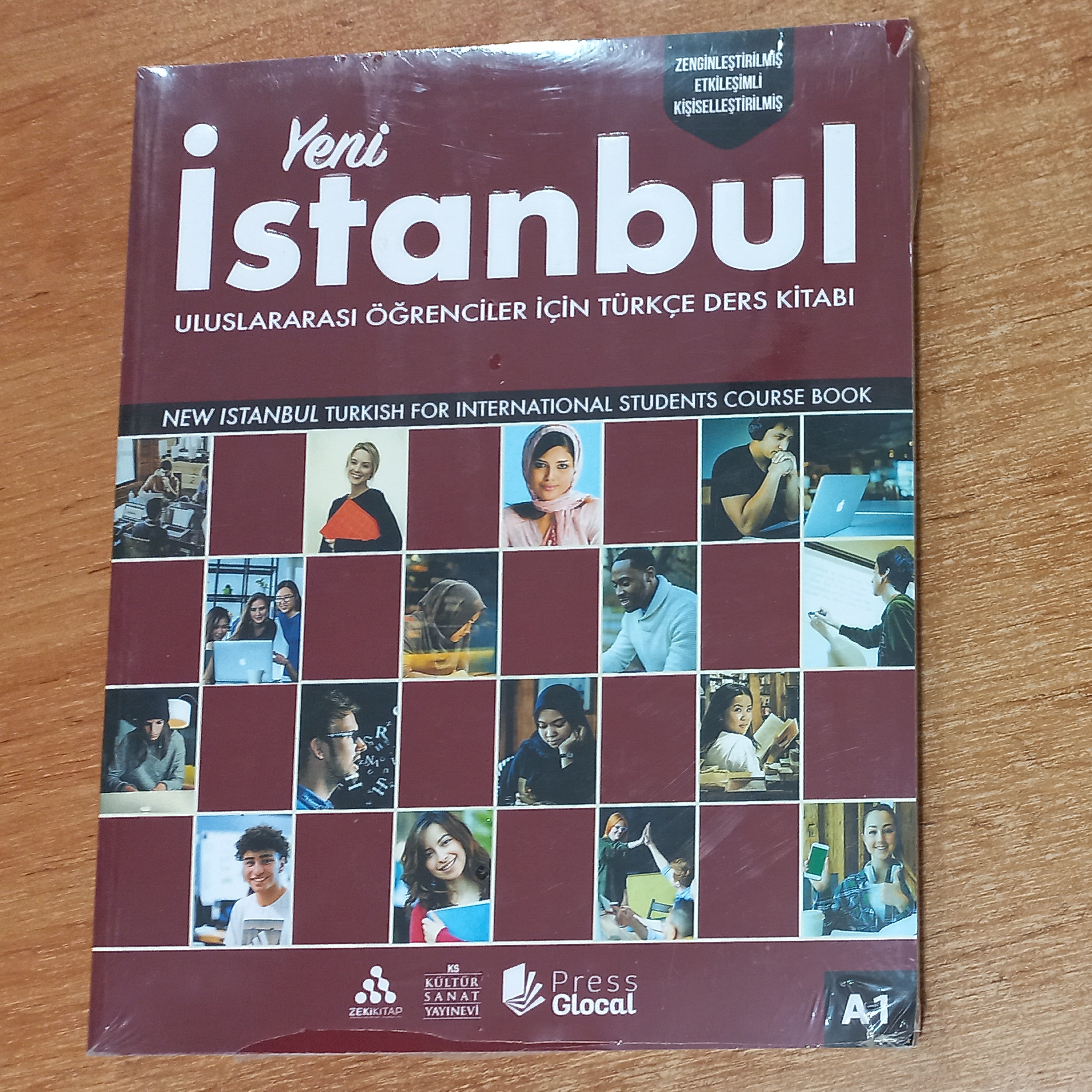 کتاب زبان ترکی استانبولی Yeni Istanbul A1 همراه با کتاب کار