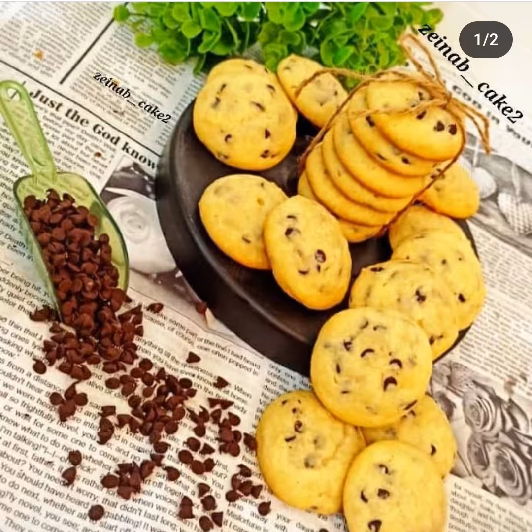 کوکی با تکه های شکلات 