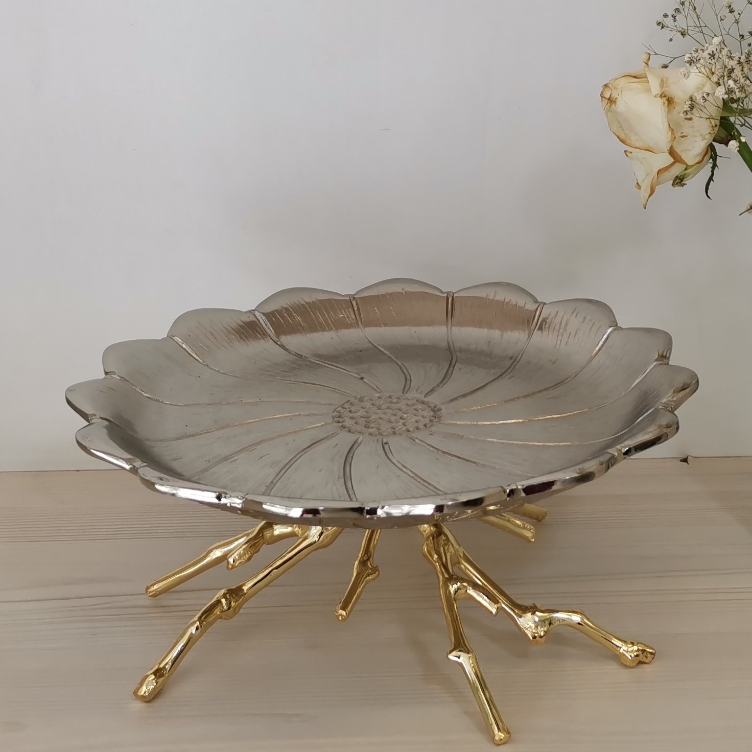 شیرینی خوری مدل اطلسی