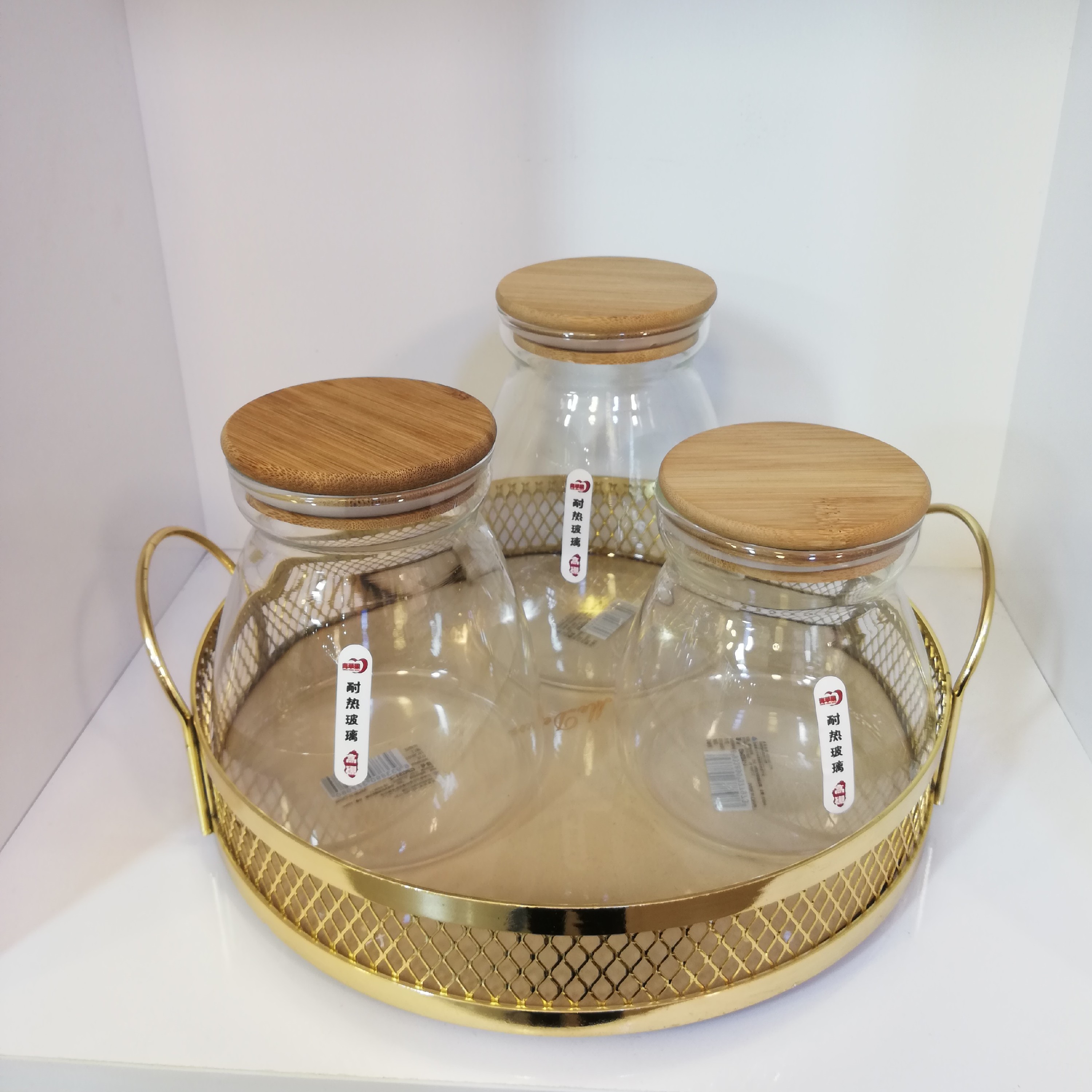 بانکه سه سایزی پیرکس