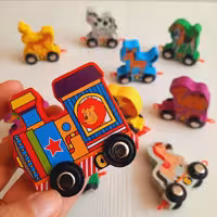 قطار چوبی حیوانات