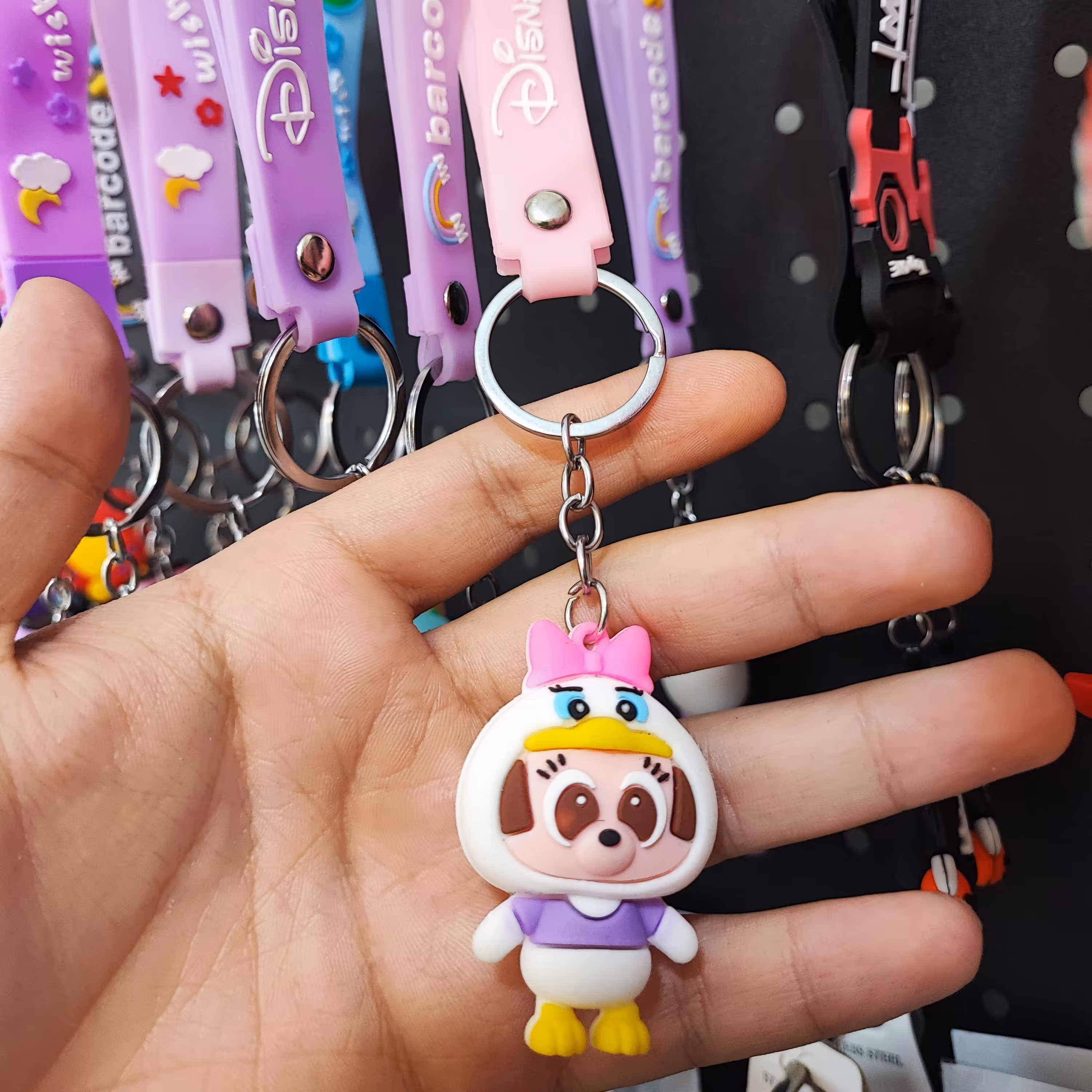 جاکلیدی سیلیکونی لباس اردکی